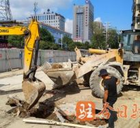 啊哦疼慢点曹视频高温下的坚守｜道路建设者用汗水铺就畅通路